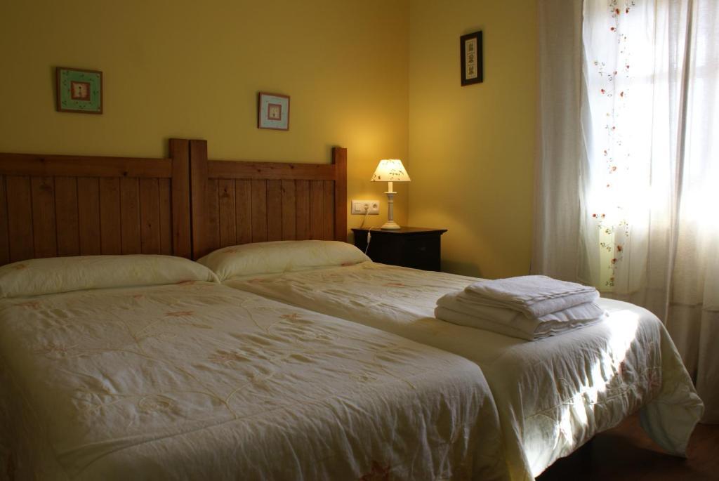 Hotel Rural Aguallevada 파라미오 객실 사진