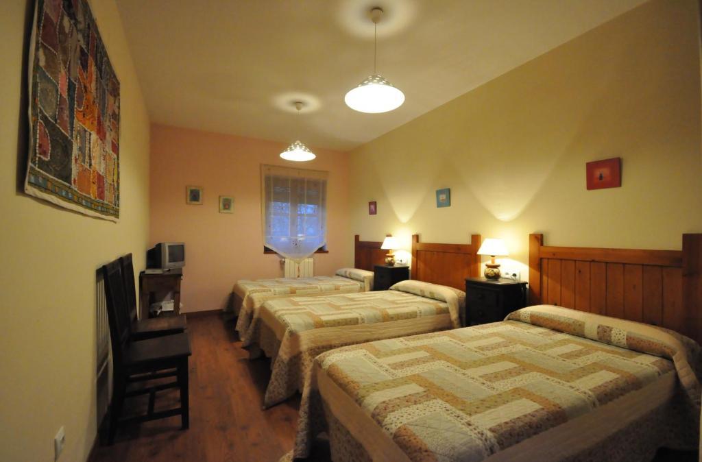 Hotel Rural Aguallevada 파라미오 객실 사진