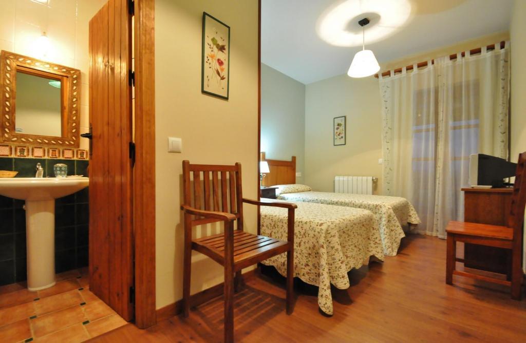 Hotel Rural Aguallevada 파라미오 객실 사진
